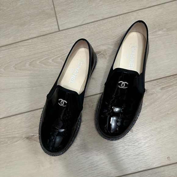 Chanel Shoes - Picture 2 of 5